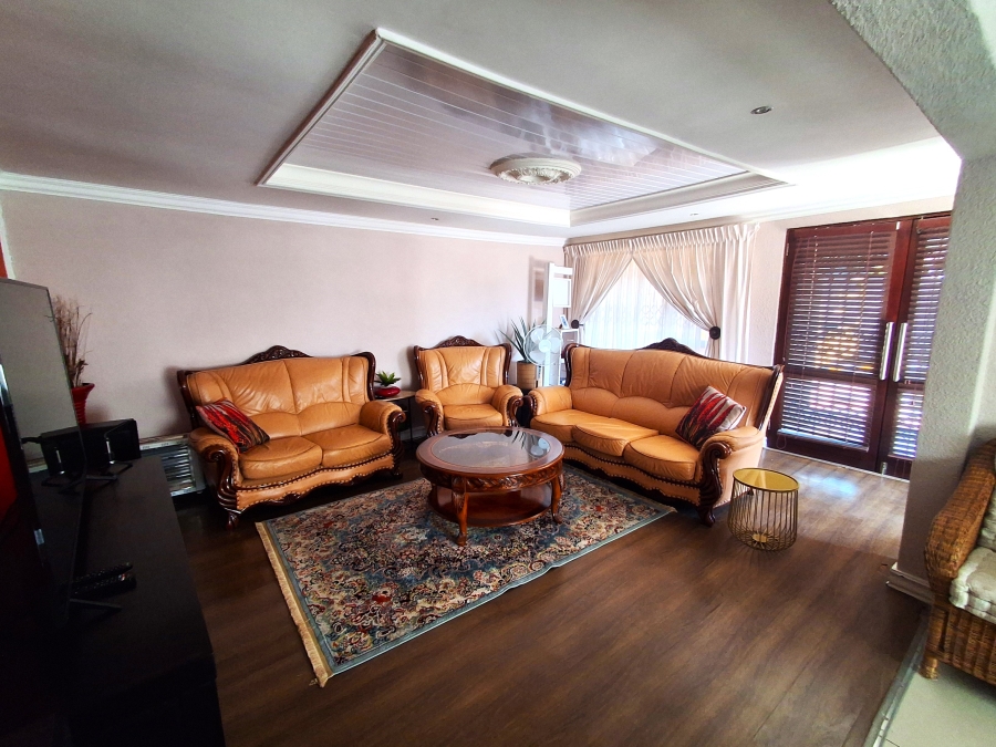 3 Bedroom Property for Sale in Tlhabane West North West
